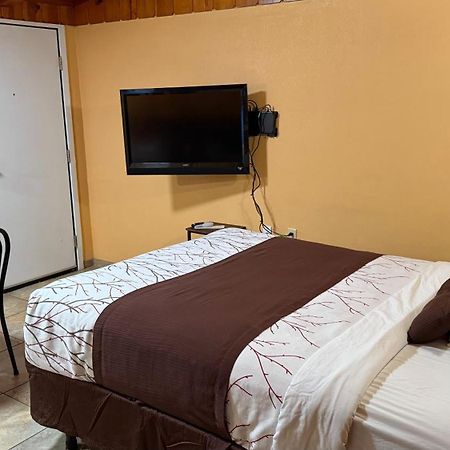 Apple Inn Motel Chelan Exteriör bild