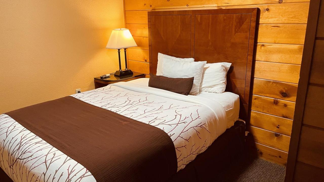 Apple Inn Motel Chelan Exteriör bild