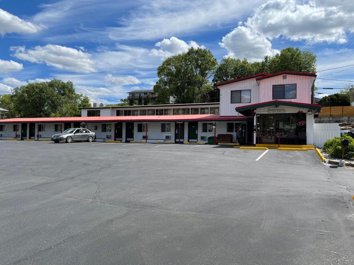 Apple Inn Motel Chelan Exteriör bild